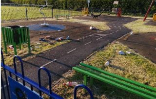 Worle park play area with litter